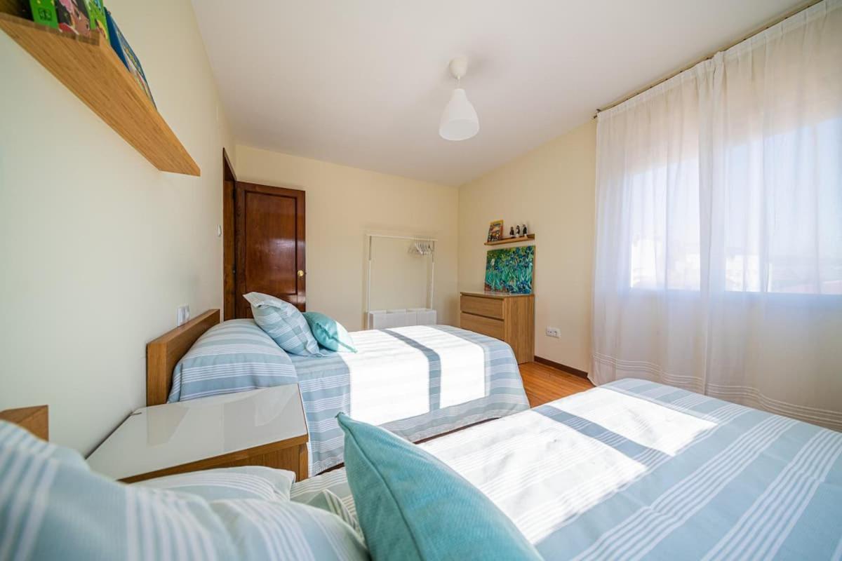 Apartamento Centrico Con Vistas Al Mar Віланова-де-Ароуса Екстер'єр фото